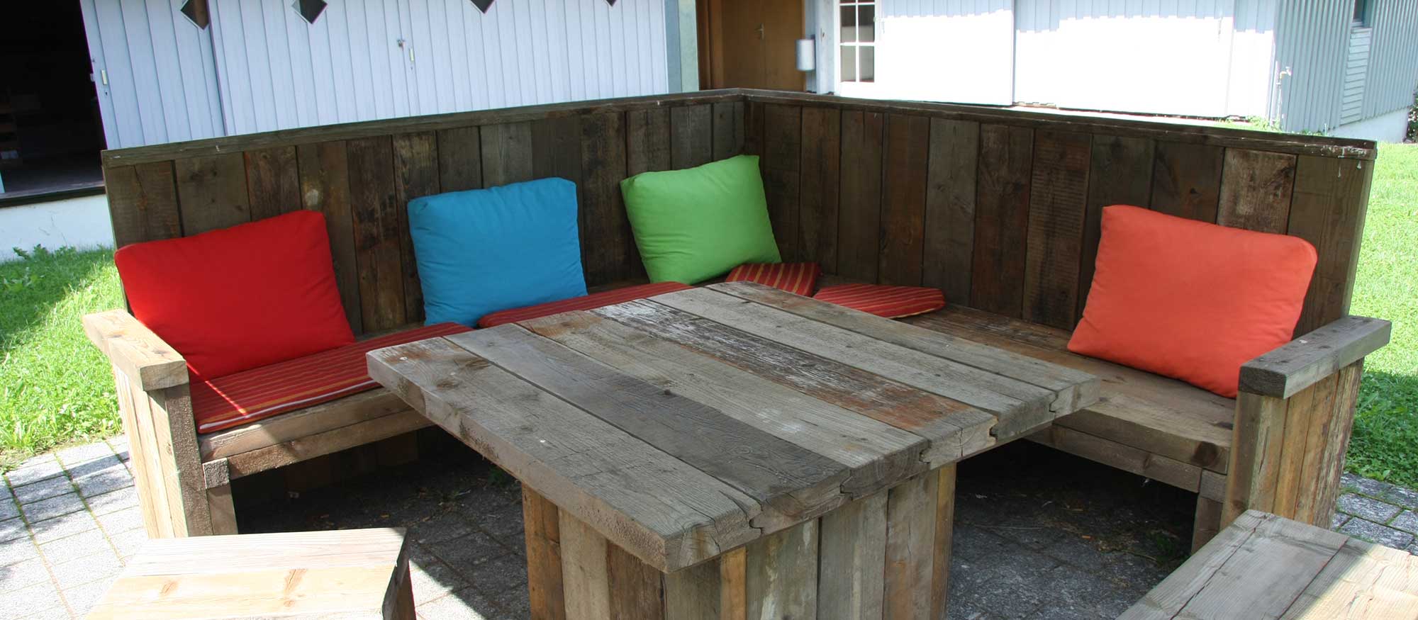 Sitzmöglichkeiten
